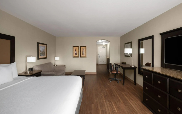 La Quinta Inn & Suites by Wyndham Paso Robles