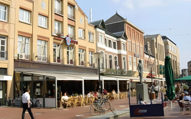 Queen Hotel