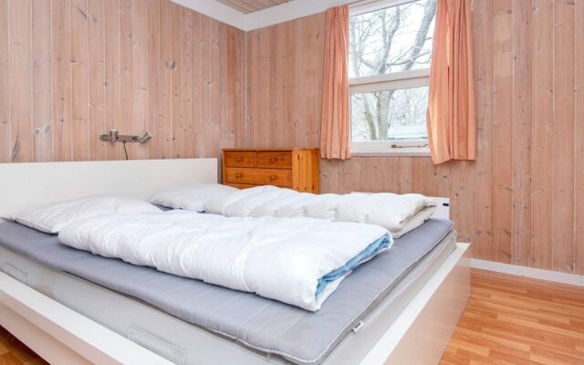 10 Person Holiday Home in Glesborg-by Traum