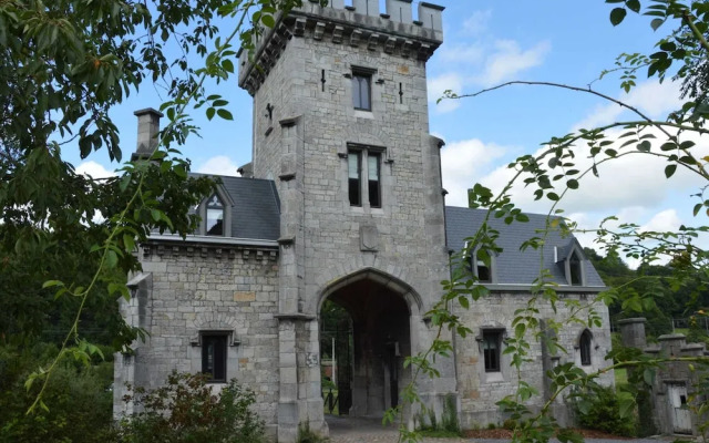 Splendid Holiday Home in Pepinster With Private Garden, BBQ