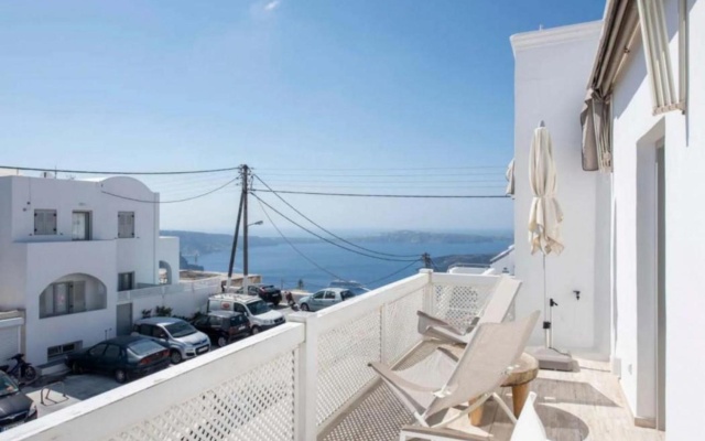 Aqua Luxury Suites Roda