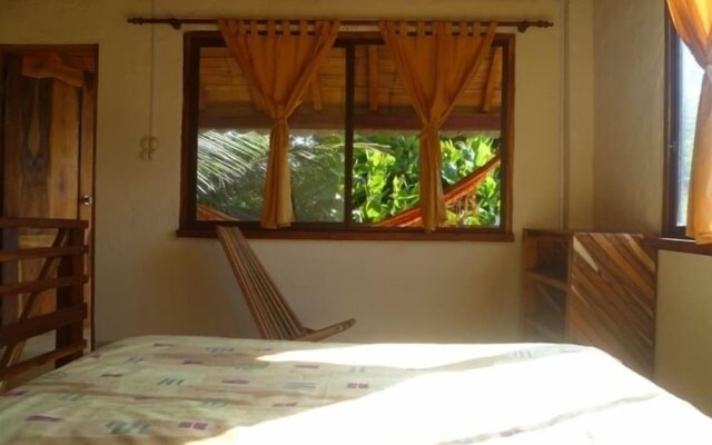 La Barquita Beach Hostel