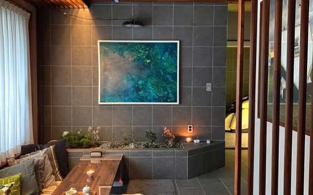 Viva La Vida - Seochon Private Apartment