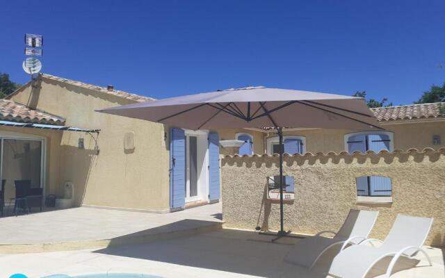 Authentique mas avec piscine en Provence