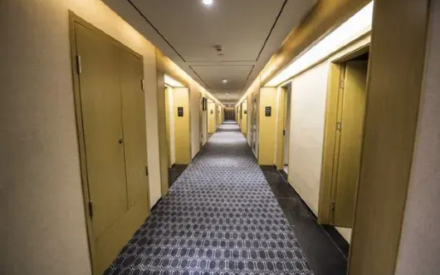 Lan'o Shangpin Hotel Xiangshuihua  Never Sleeping City