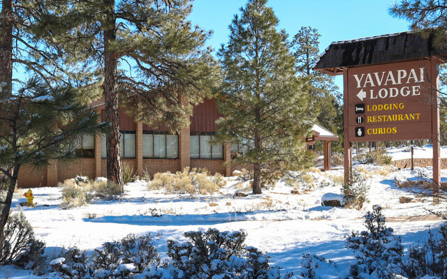 Yavapai Lodge