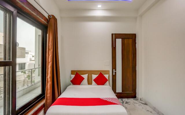 Rozette Residency by OYO Rooms