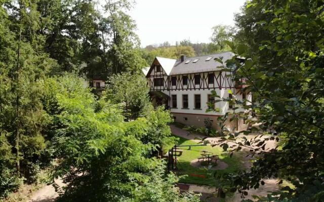 Land-gut-Hotel Waldgasthof Zur Margarethenmühle