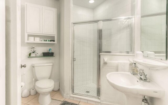PGA Village 7 Room Golf Resort Villa by American Vacation Living