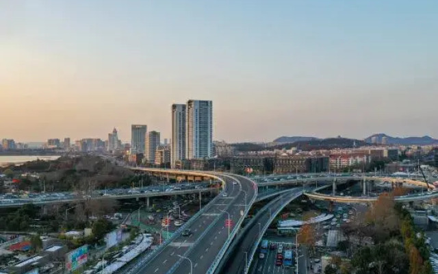 Nanlin Hotel