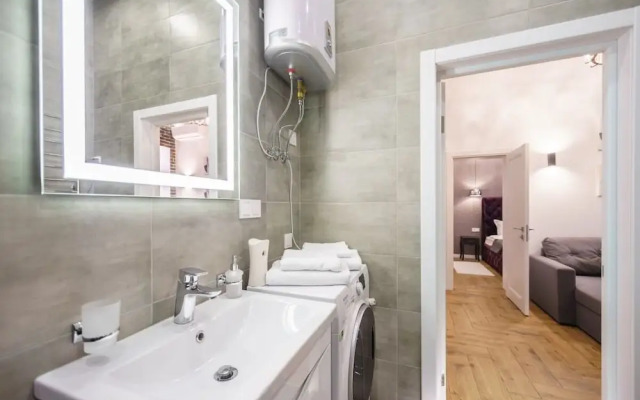 Home-Hotel Pushkinskaya 2-4-7