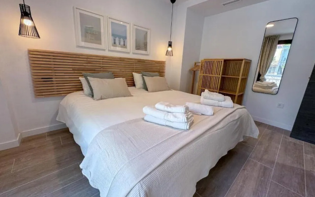 ZUR Boutique Hostel