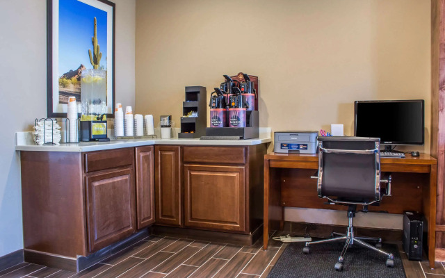 Spark by Hilton Glendale Phoenix North