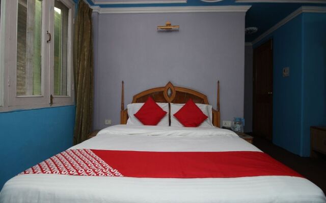 OYO 29553 Hotel Essar