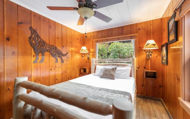 Koi Story Cabin