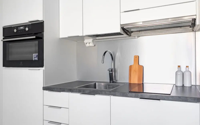 Modern Downtown Studio - "Pikku Ronka" - Hosted by 2ndhomes