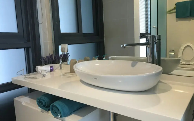 Vogue Suites One