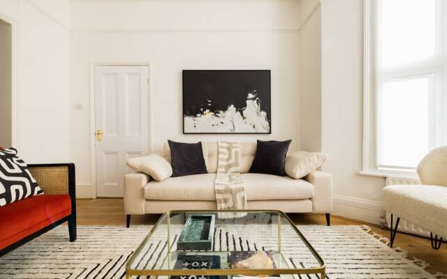 The Camberwell Nook - Lovely 5BDR House with Garden