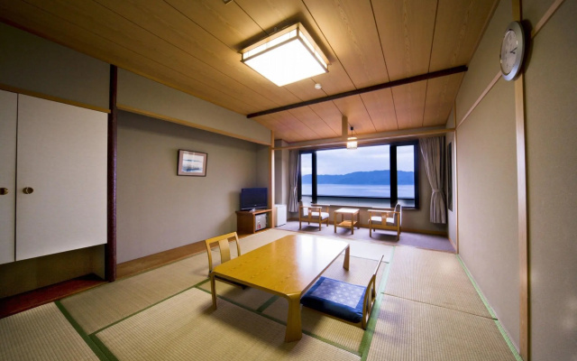 Kyukamura Ohmi-Hachiman – Guest Rooms – Omihachiman