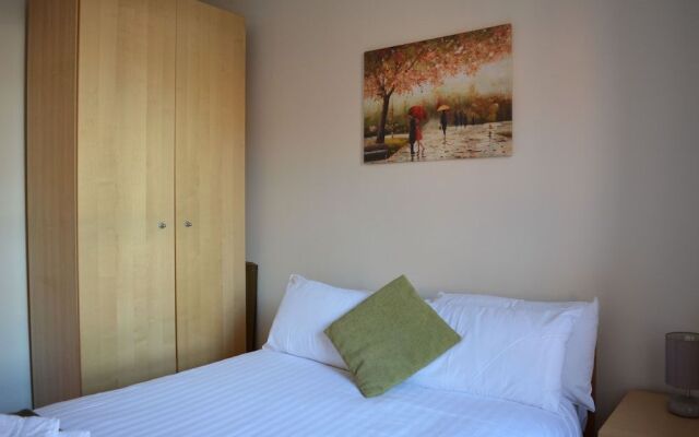 Glasgow Scotstoun Apartments