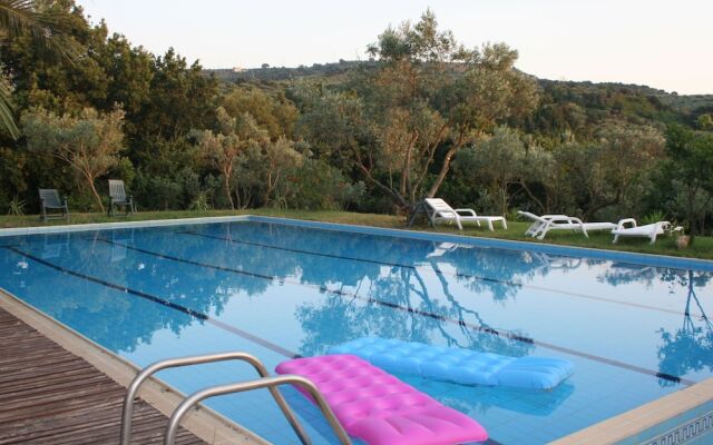 Belvilla by OYO Casa Bambu