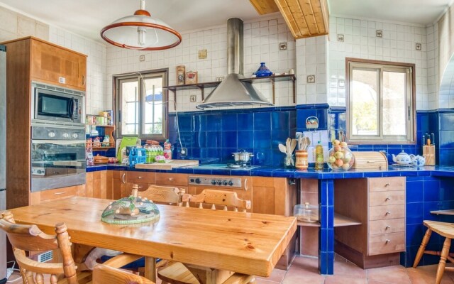 Exotic Villa in Coma-ruga with Private Swimming Pool