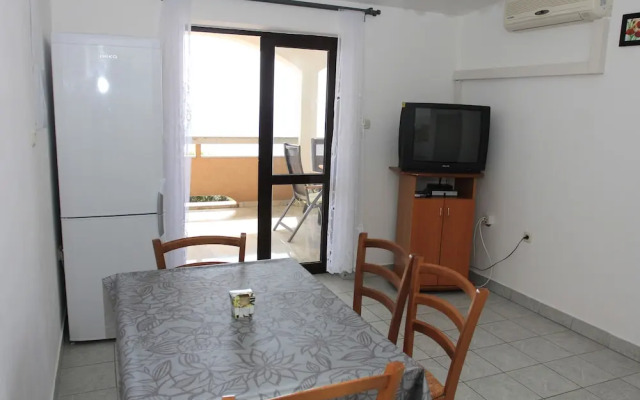 Apartments Mak