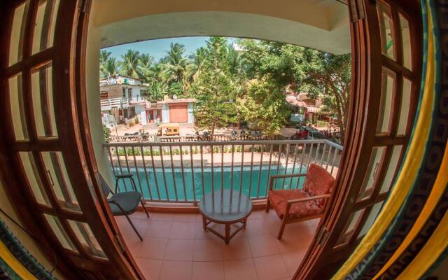 Showstopper Apartments 1 BHK Pool View