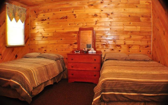 Valley Brook Inn & Cottages