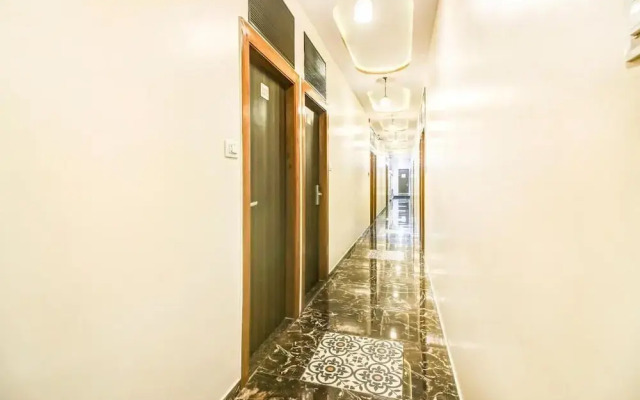 Fabhotel Axis International