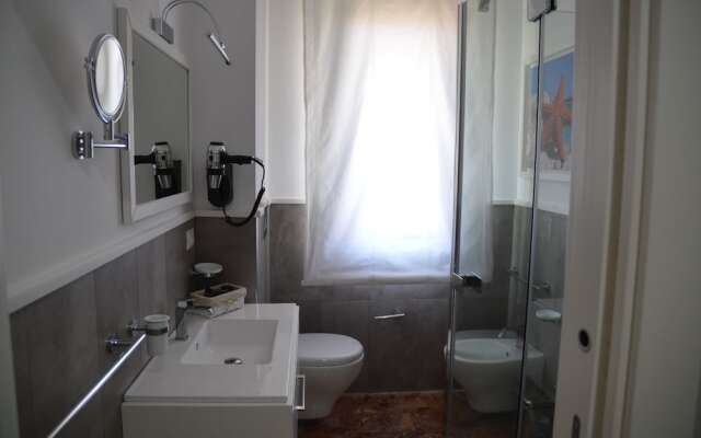 B&B Vanity