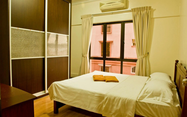 Marina Court-5Bilik 3Tandas 2Tingkat Penthouse 2Parkir Percuma Maksimum 22Org Termsk Kanak2 & Marina Court 6Bilik 4Tandas 2RuangTamu 2Dapur 2 Parkir Percuma Maksimum 14Org Termsk Kanak2 – Guest Rooms – Kota Kinabalu