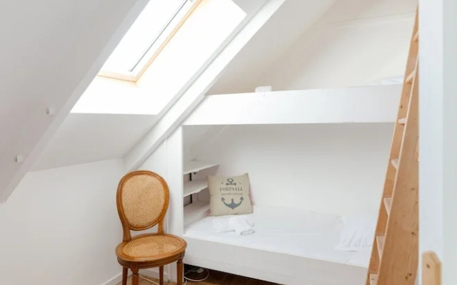 House in Ploudalmezeau by Rock Beach