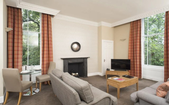 Royal Garden Apartments New Town