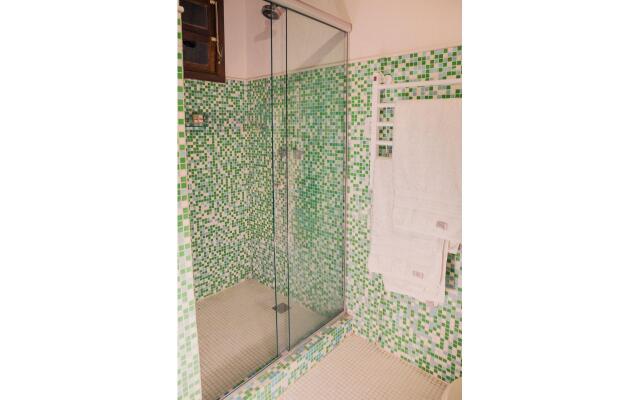 Sitio na Serra dos Orgaos com rio de aguas cristalinas