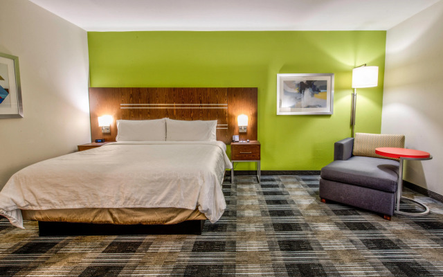 Holiday Inn Express & Suites Dallas NW - Farmers Branch by IHG