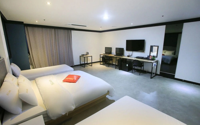 Suwon Yeongtong SG Hotel