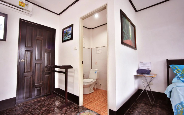 Lotus Friendly Hotel