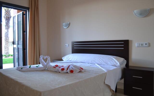 Apartamentos Turisticos Parque Tropical