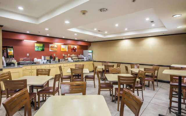 Holiday Inn Spartanburg Northwest by IHG