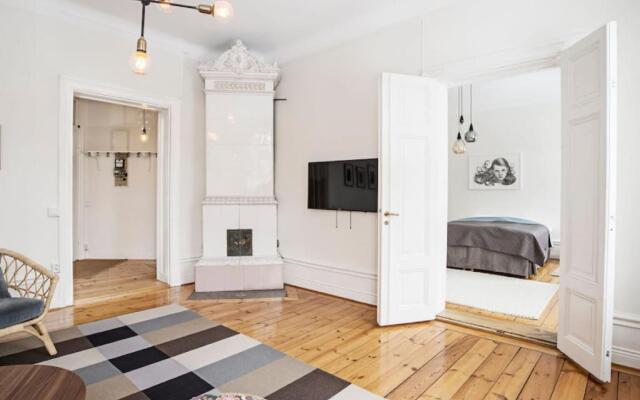 Elegant and light 3 room apartment in SoFo 97sqm