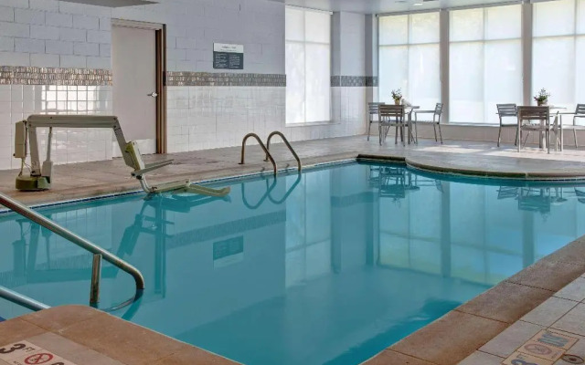 Hilton Garden Inn Kansas City