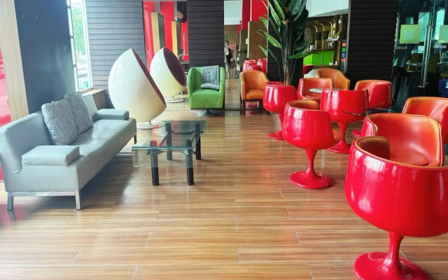 Capital O 75514 Vasidtee City Hotel