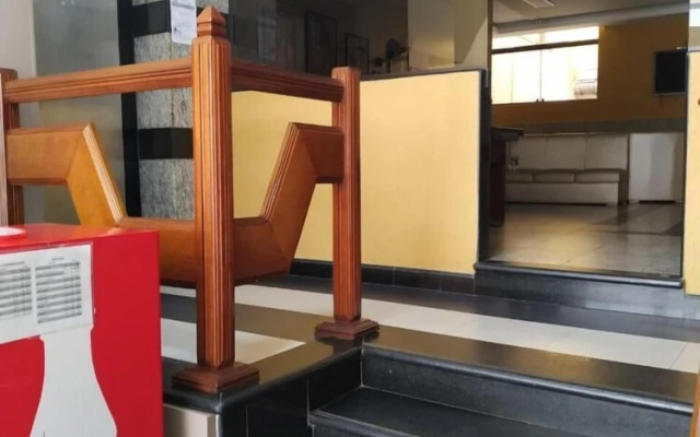 Hollywood Palace Hotel