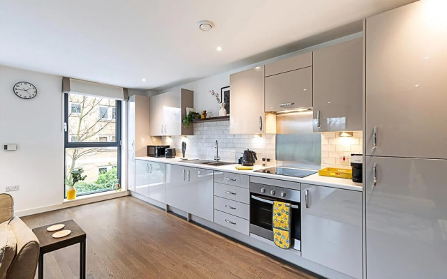 Spacious and Trendy Shoreditch Flat