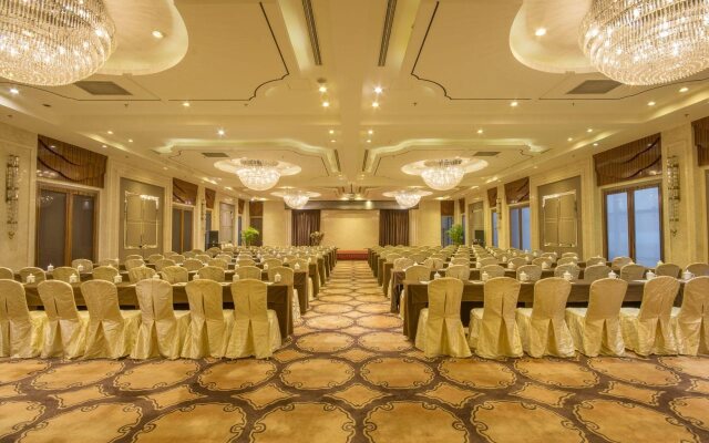 Xian Titan Senbo Hotel