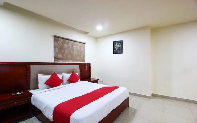 Chandra Grand Hotel by OYO Rooms
