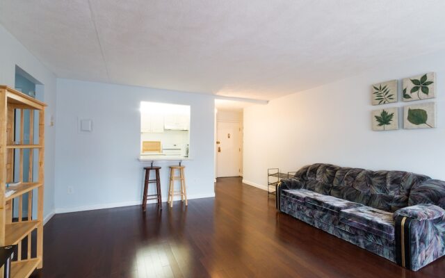 Harvard Square Apartments by Next Star