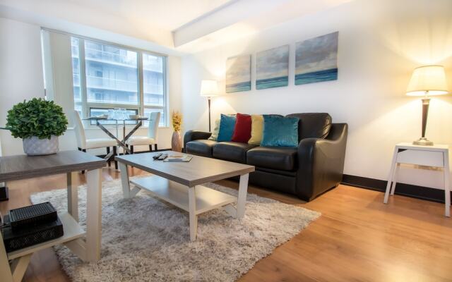 Delsuites Downtown Toronto Element