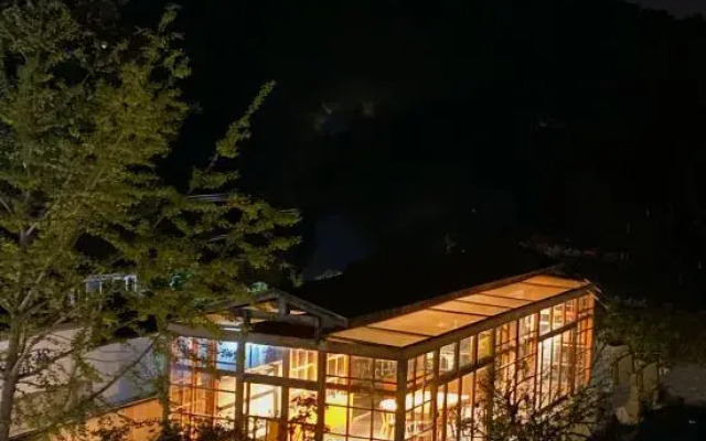 Sanjian Shuishe Guesthouse
